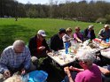 2017-03-30 13-03-27 Rando Meudon-Pique nique DLe